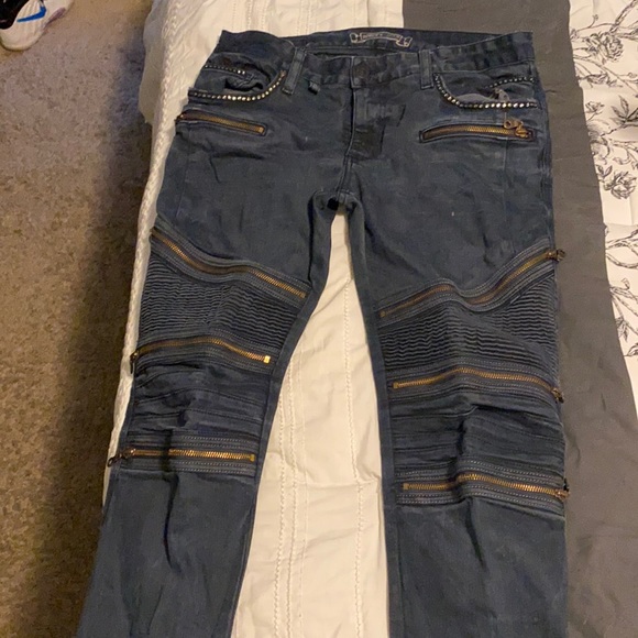 Dark blue Robins jean
